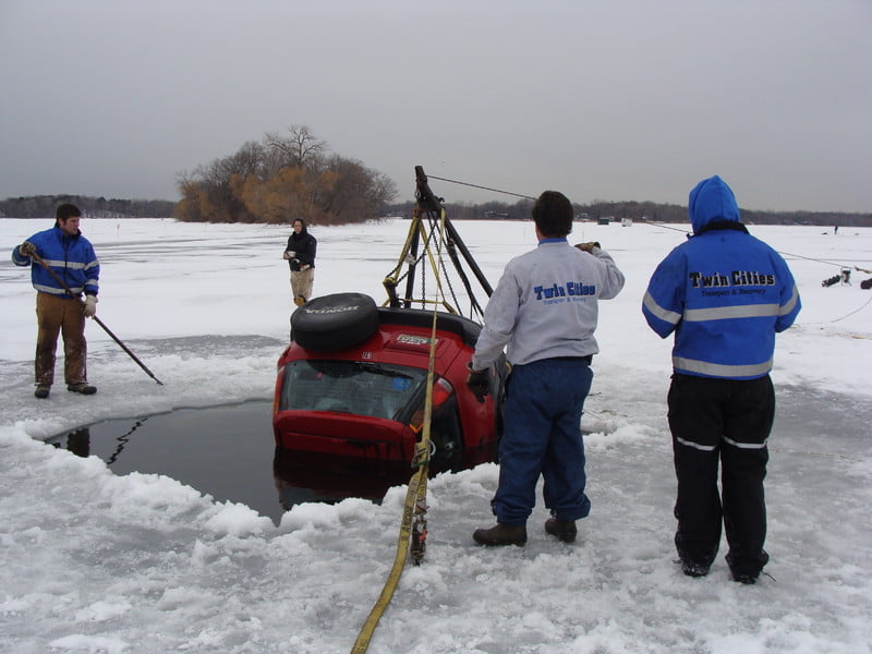 Twin Cities Transport Recovery Light and Heavy Duty Towing Ice Recovery II 06