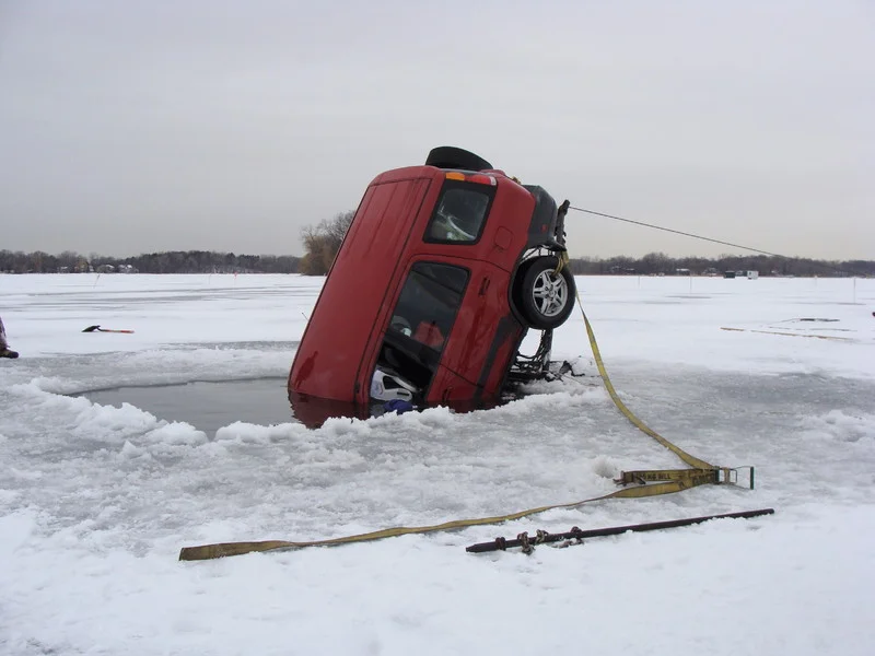 Twin Cities Transport Recovery Light and Heavy Duty Towing Ice Recovery II 09