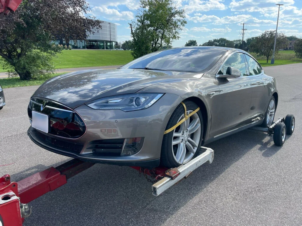 Twin Cities Towing Service Tesla on Dollies1