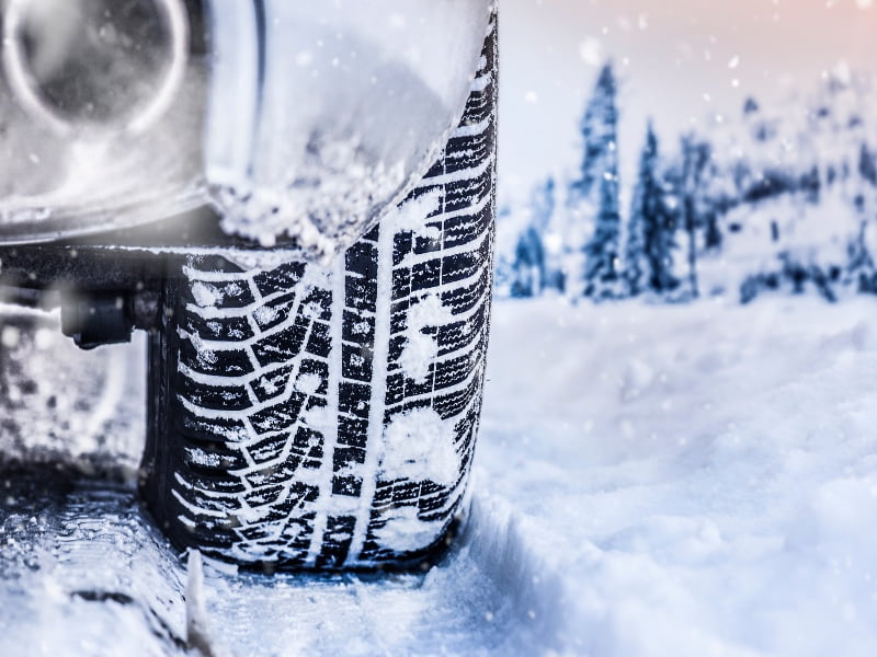 Read more about the article Weathering the Storm: Towing in Every Weather Condition