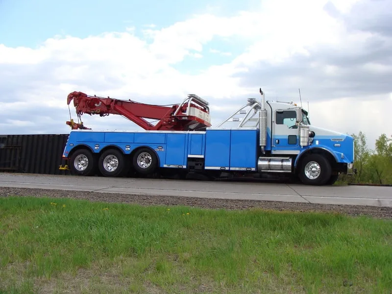Dayton Pkwy heavy towing